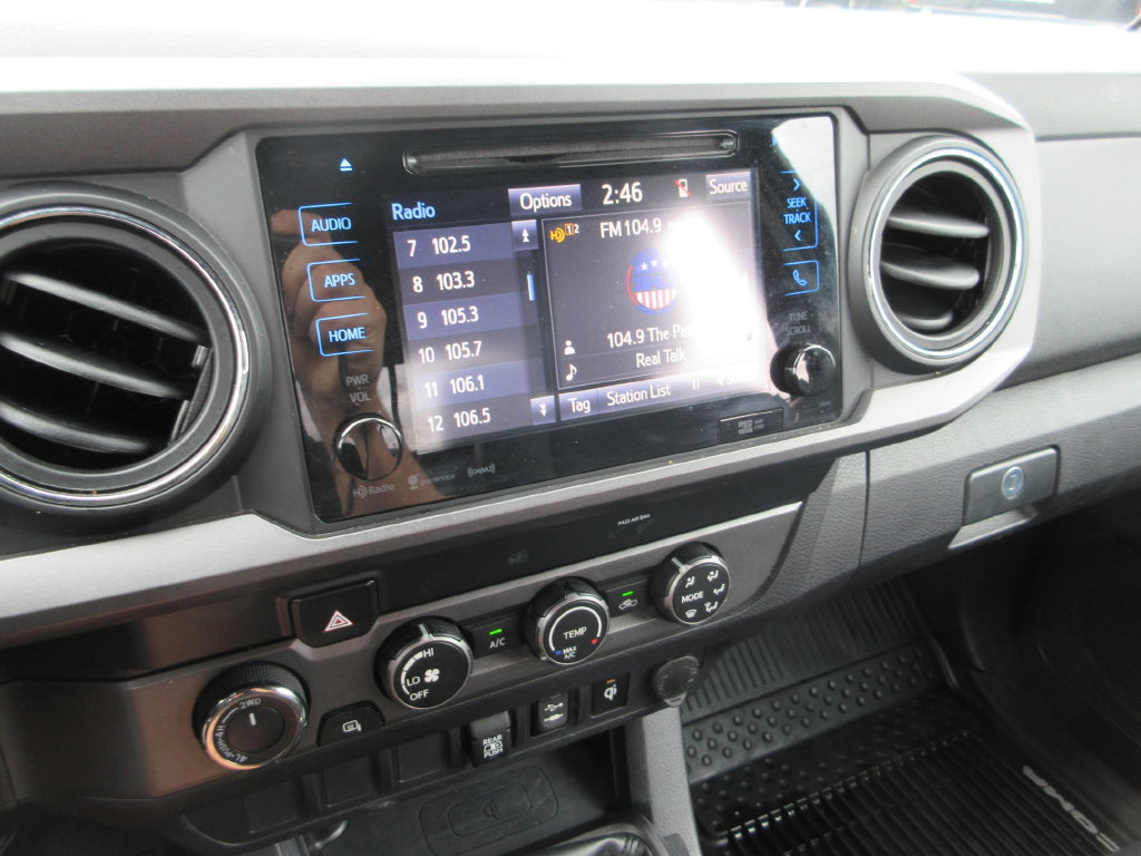 Used 2019 Toyota Tacoma TRD Off-Road AWD/4WD image 27