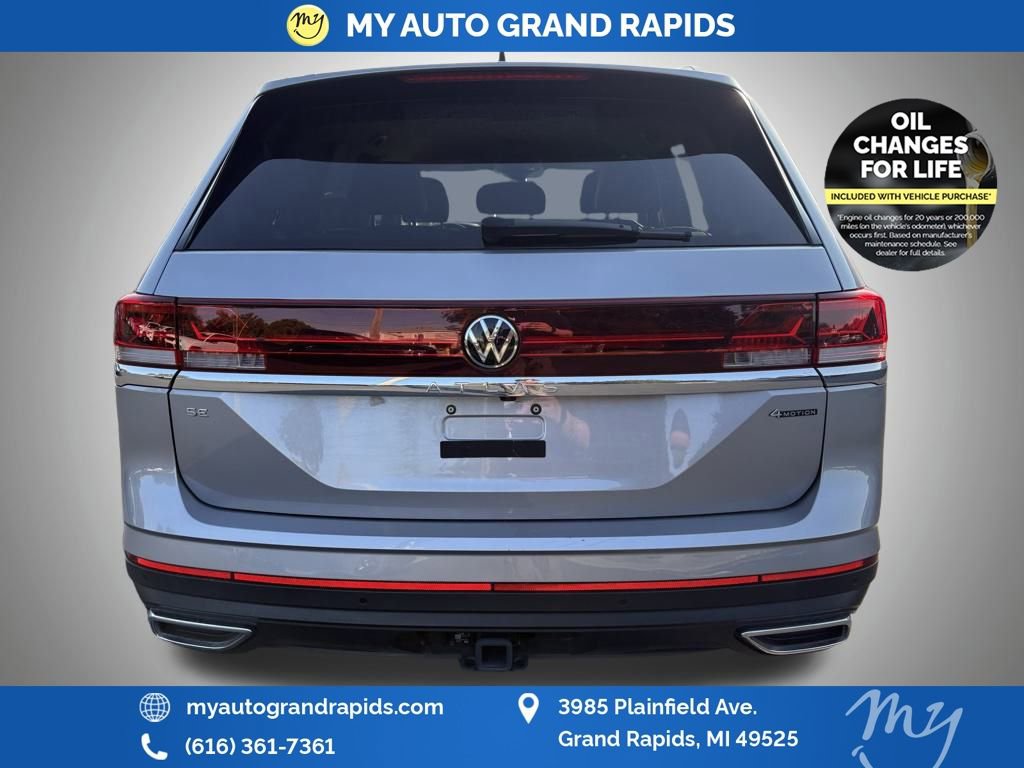 Used 2024 Volkswagen Atlas SE image 6