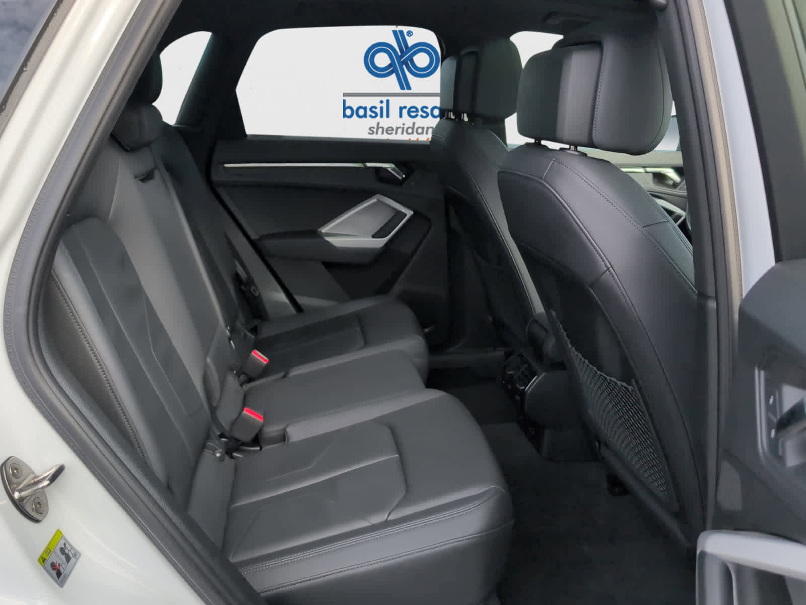 Used 2024 Audi Q3 2.0T Premium image 23