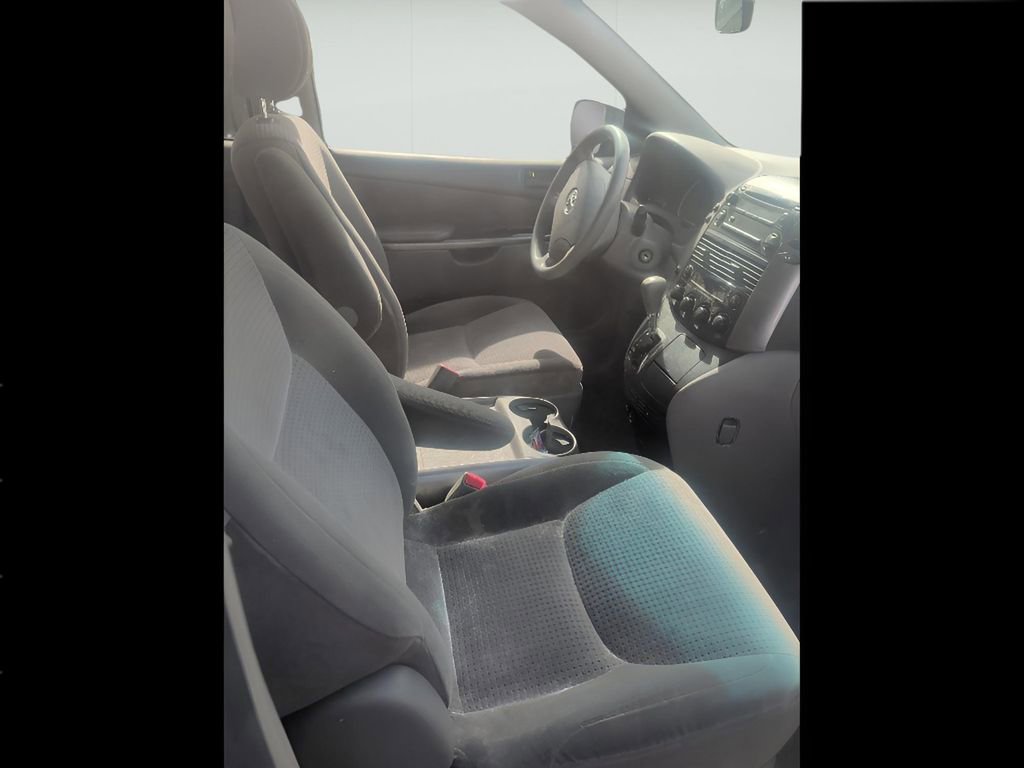 Used 2006 Toyota Sienna LE image 7
