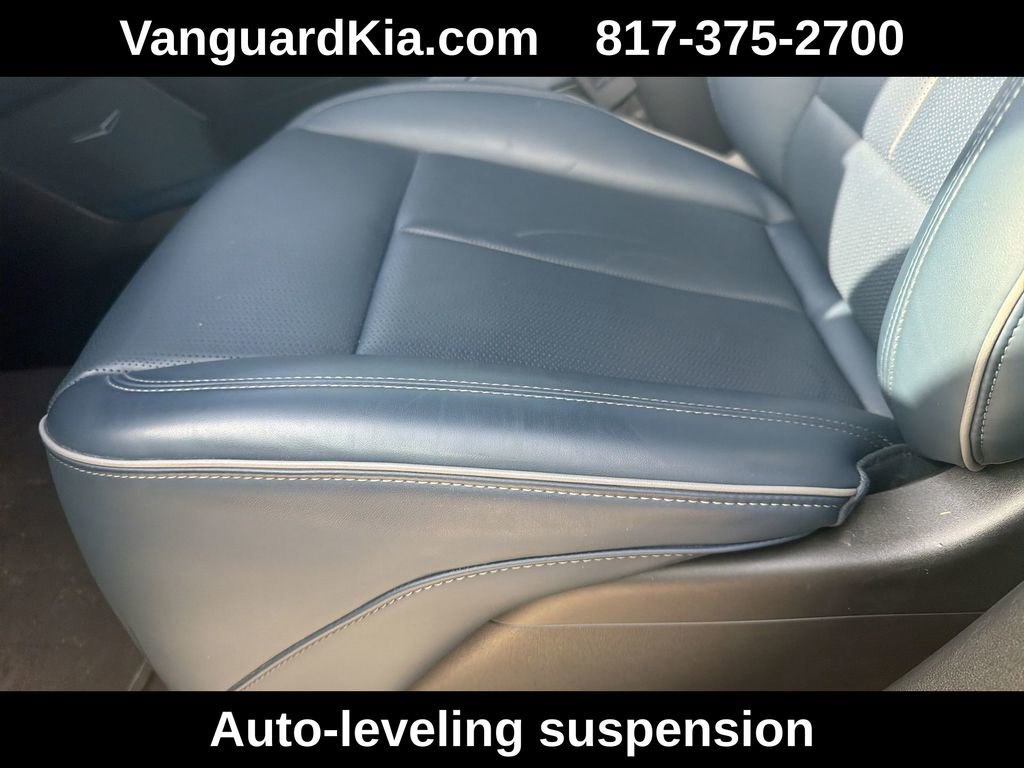Used 2025 Cadillac Escalade IQ Luxury 2 w/ LPO, Premium Carpet Package AWD/4WD image 16