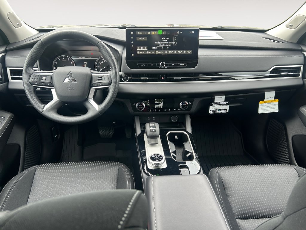 New 2026 Mitsubishi Outlander ES AWD/4WD image 10