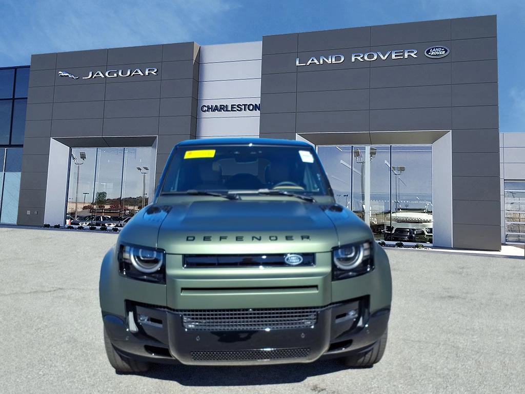 New 2026 Land Rover Defender 110 X-Dynamic SE image 8