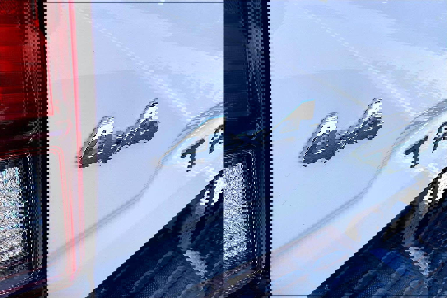 Used 2019 Toyota Tacoma SR w/ SR Convenience Package image 8