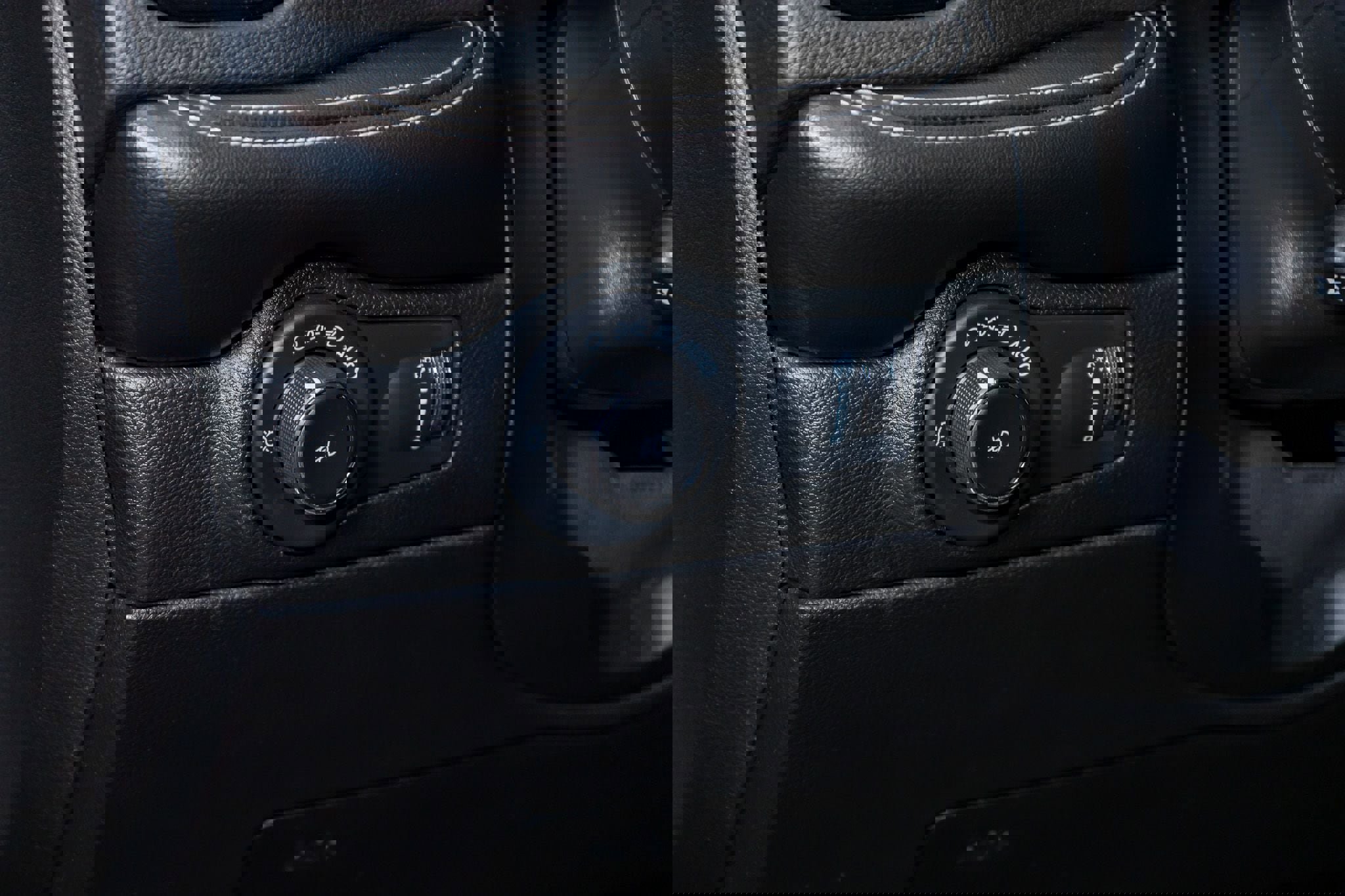 Used 2022 Dodge Durango SRT w/ Technology Group image 16