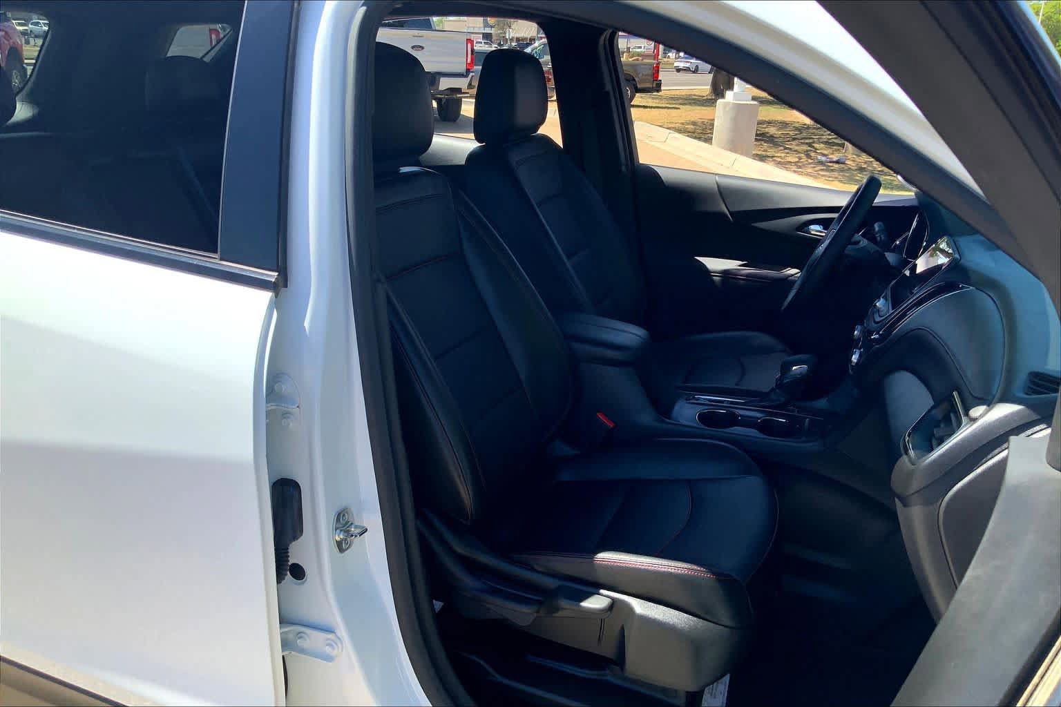 Used 2024 Chevrolet Equinox RS w/ RS Leather Package FWD image 9