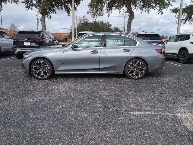 Used 2025 BMW 330i Sedan image 3