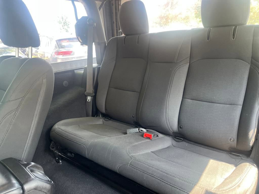 Used 2019 Jeep Wrangler Sport image 16