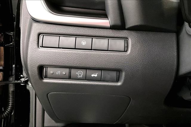 New 2025 Nissan Rogue SV image 28