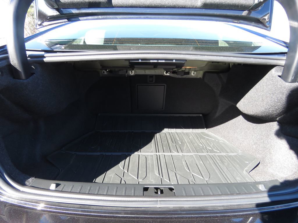 Used 2018 Volvo S60 T5 Inscription image 17