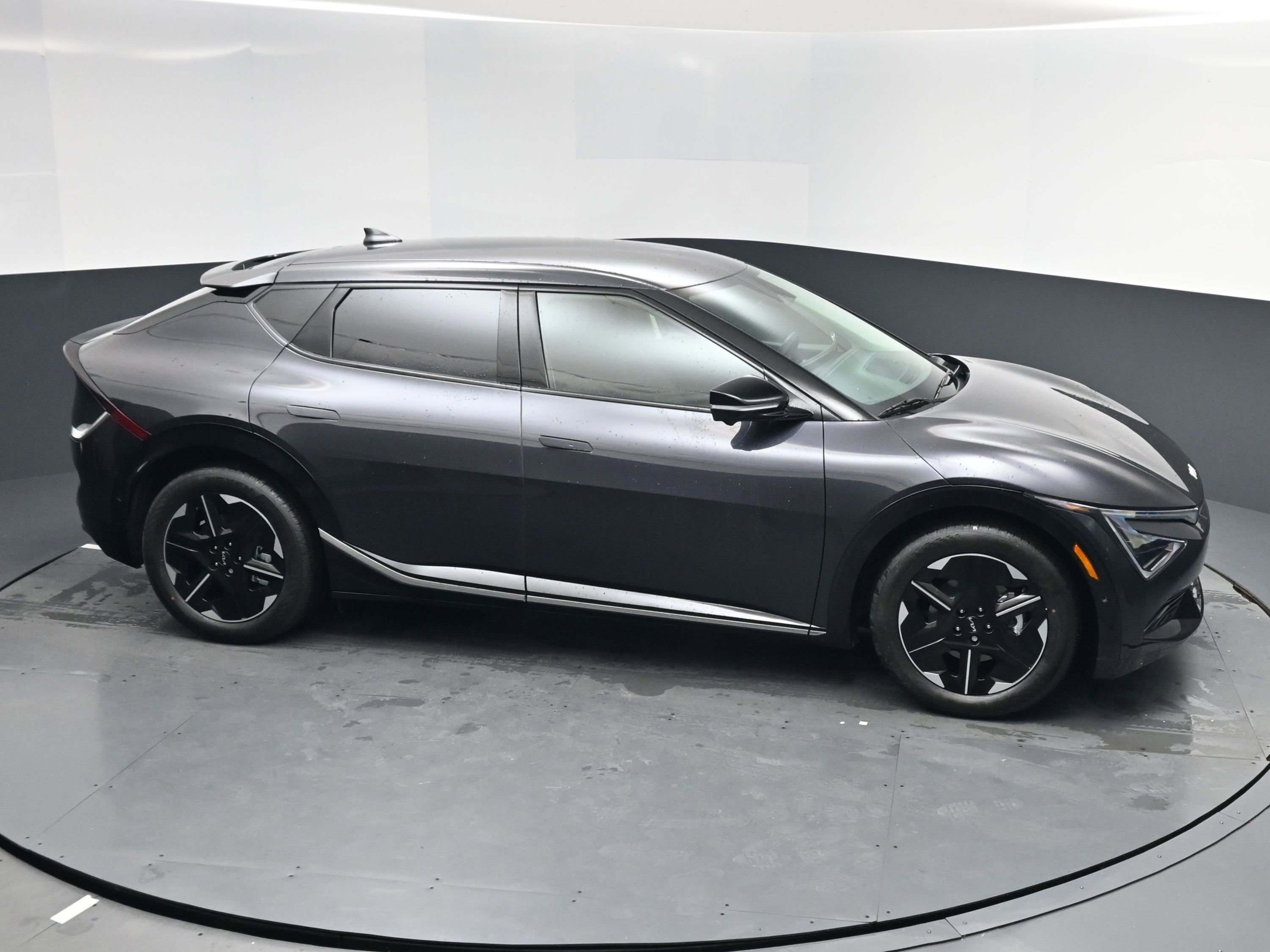 New 2025 Kia EV6 Wind image 7