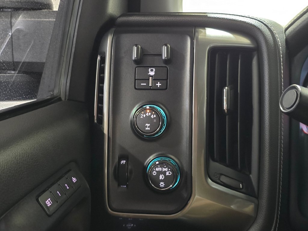 Used 2018 Chevrolet Silverado 3500 LTZ w/ Duramax Plus Package AWD/4WD image 23