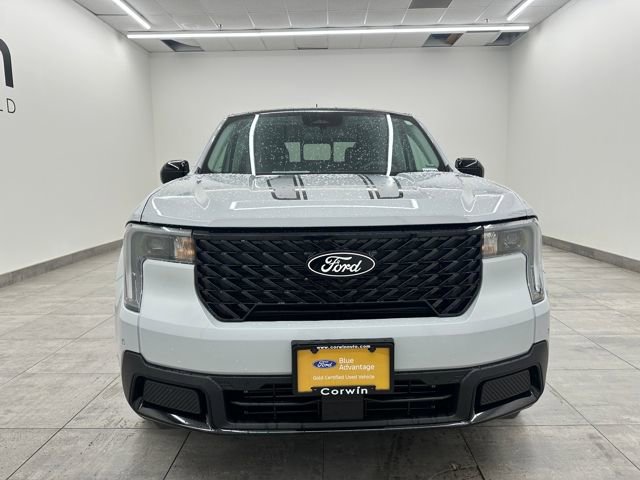 Certified 2025 Ford Maverick Lariat w/ Black Appearance Package image 8