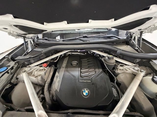 Used 2022 BMW X5 xDrive40i w/ Premium Package AWD/4WD image 14