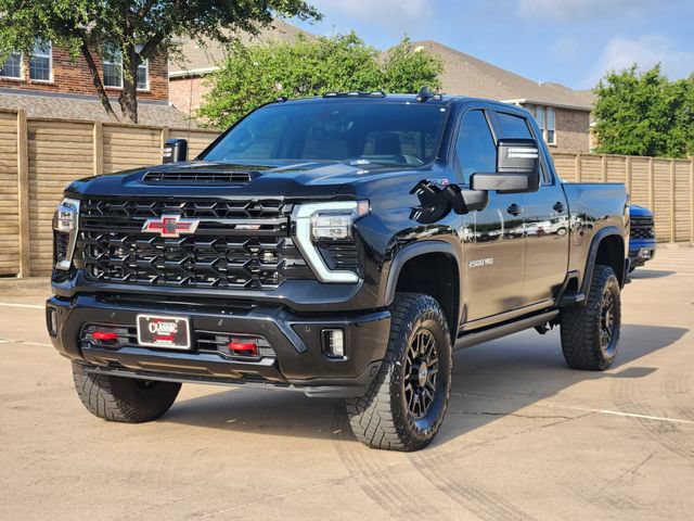 Used 2025 Chevrolet Silverado 2500 ZR2 w/ Technology Package AWD/4WD image 13