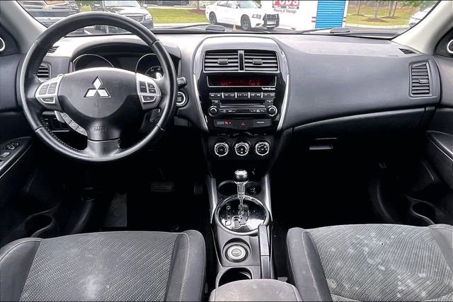 Used 2013 Mitsubishi Outlander Sport SE AWD/4WD image 15