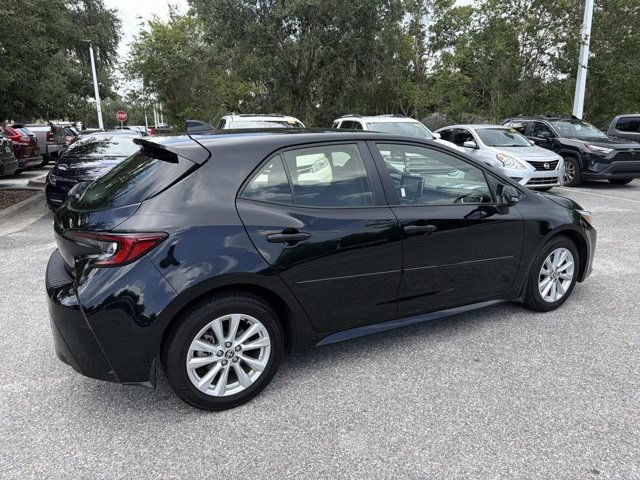 Certified 2024 Toyota Corolla SE w/ SE Package FWD image 2