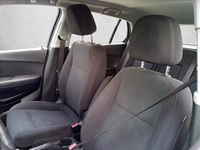 Used 2018 Chevrolet Trax LS FWD image 13