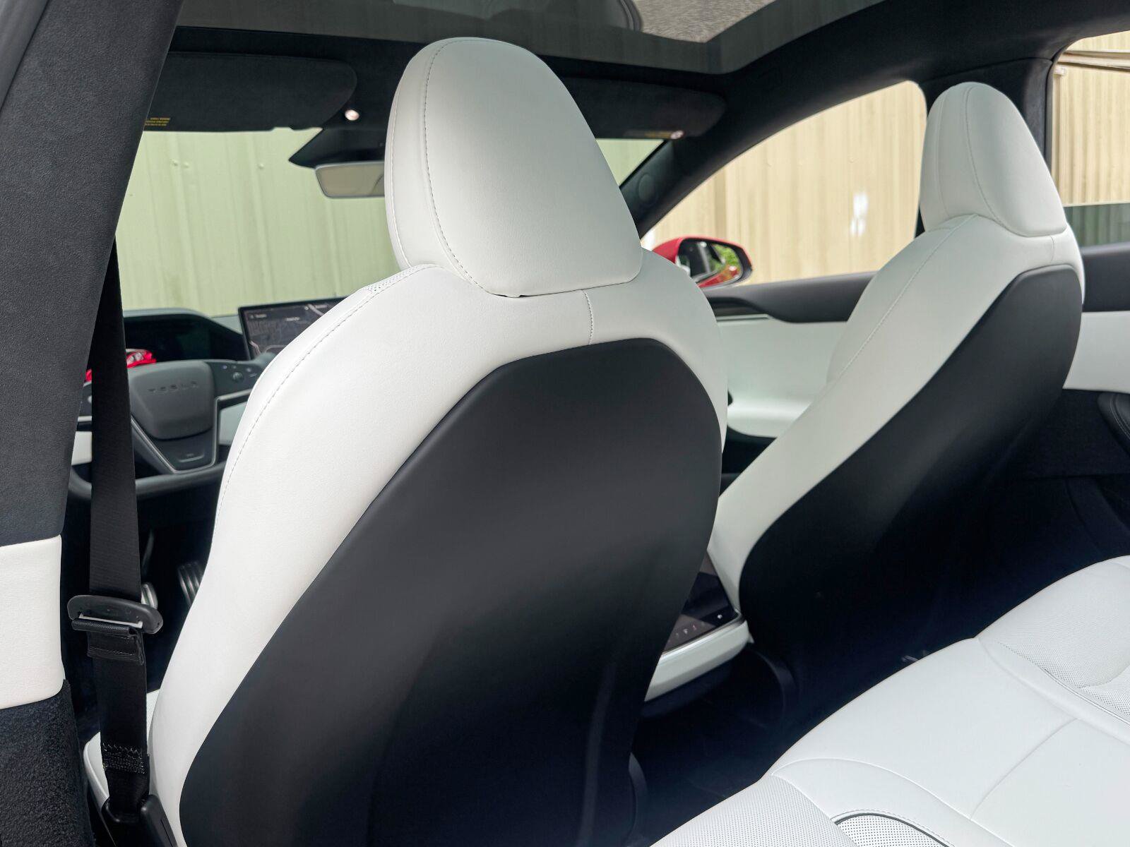 Used 2024 Tesla Model S Plaid AWD/4WD image 40