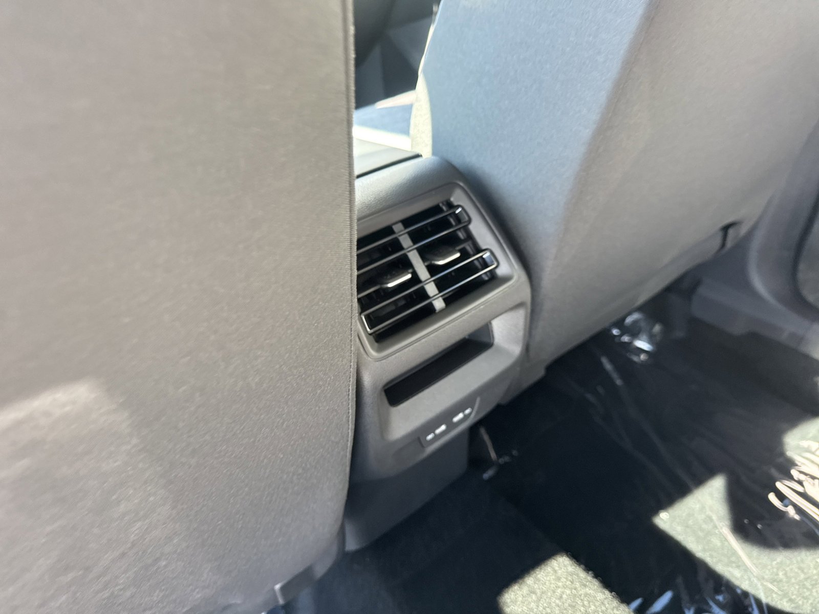 New 2026 Volkswagen Tiguan S image 25