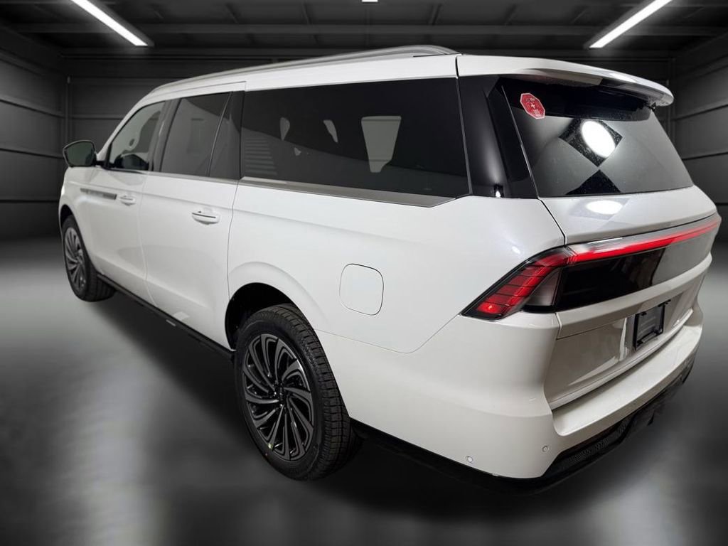 New 2025 Lincoln Navigator L Black Label image 3