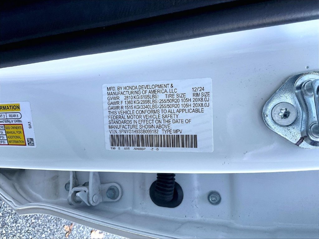 Used 2025 Honda Pilot Black Edition image 36