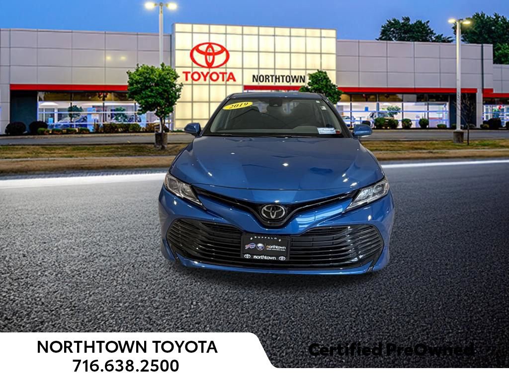 Used 2019 Toyota Camry LE w/ Convenience Package FWD image 5