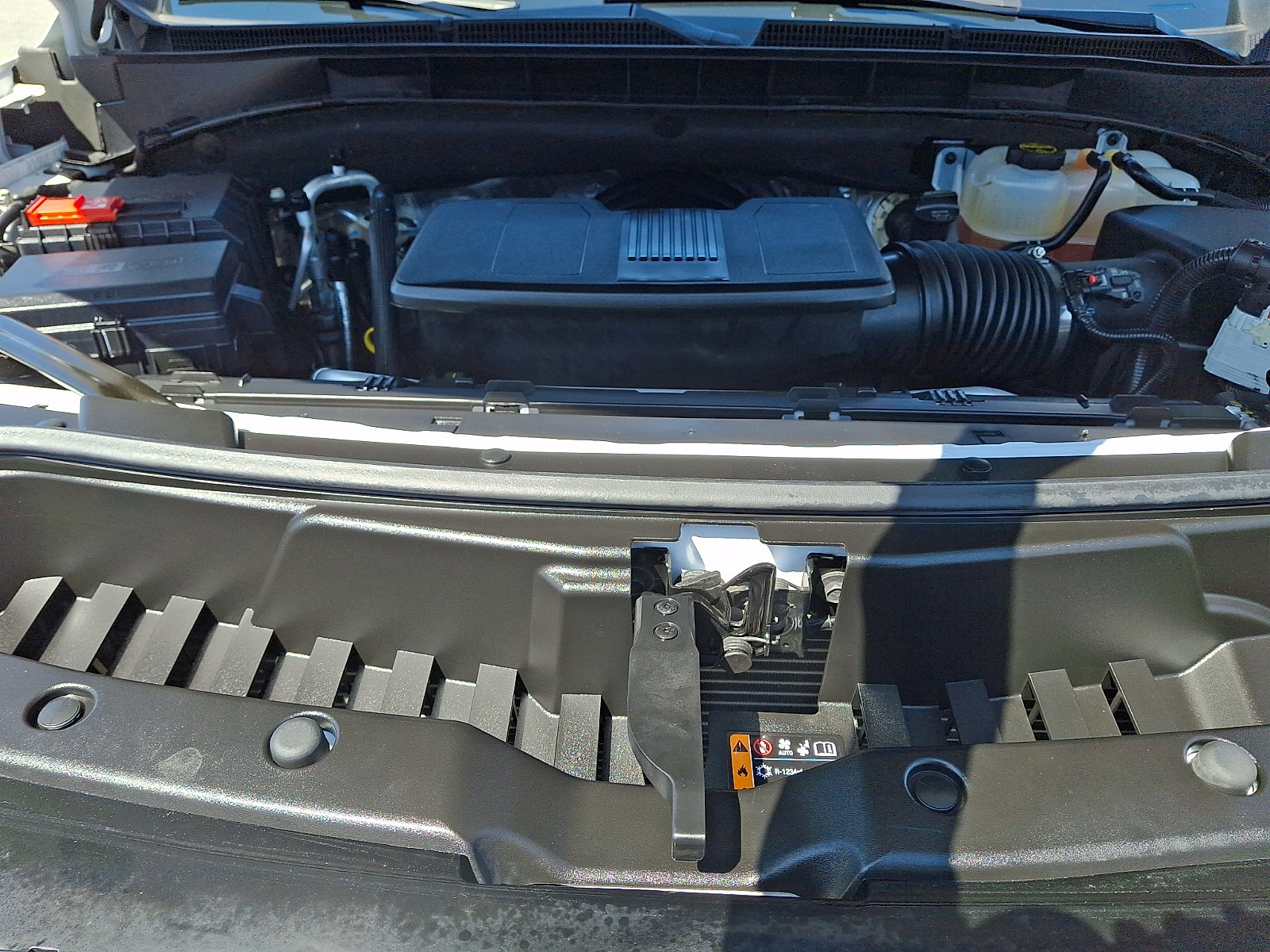 Used 2025 GMC Yukon XL Elevation w/ Elevation Premium Package image 30