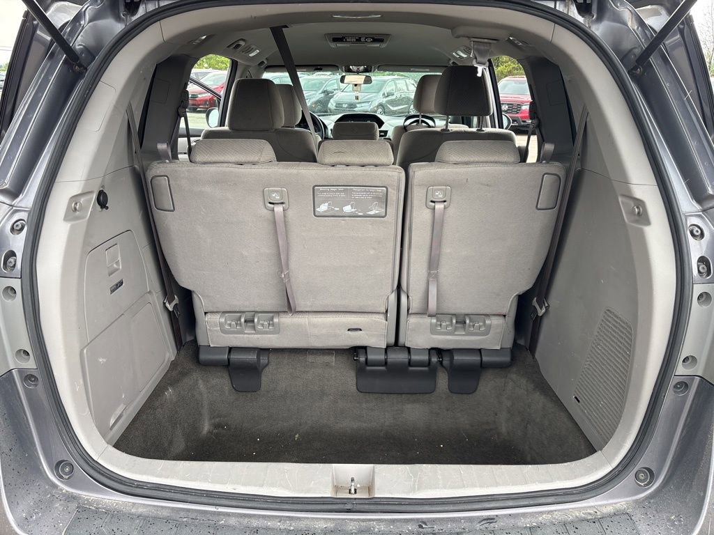 Used 2016 Honda Odyssey SE image 9