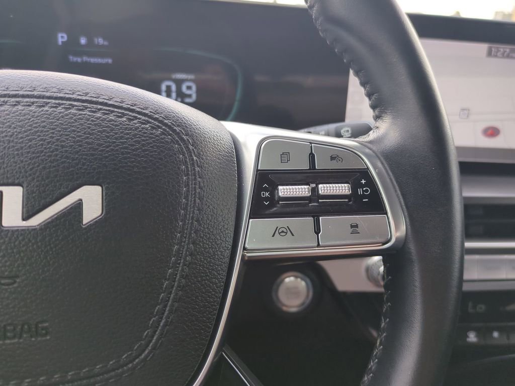 Used 2023 Kia Telluride S w/ S Sunroof Package image 34