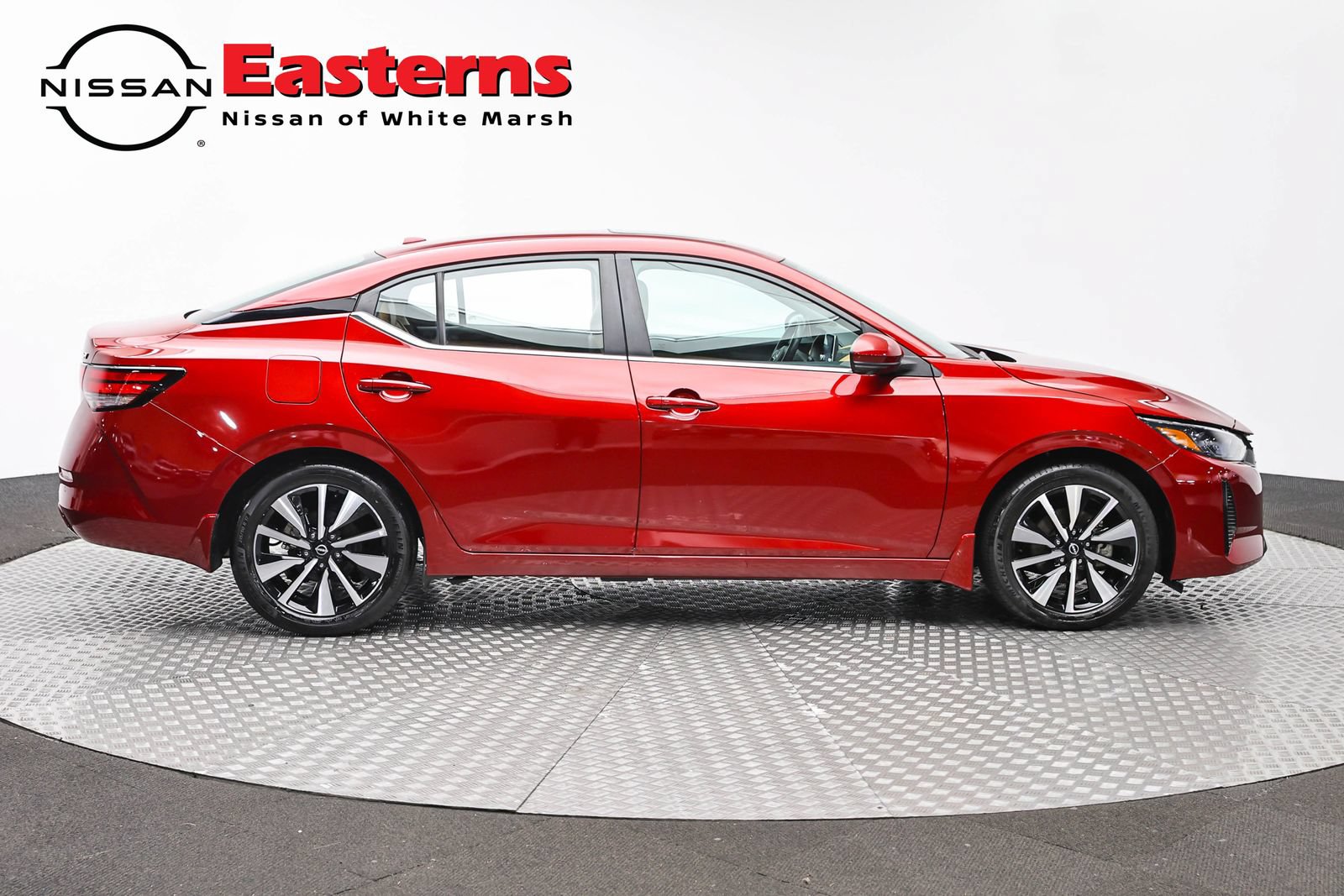 Used 2024 Nissan Sentra SV w/ SV Premium Package FWD image 4
