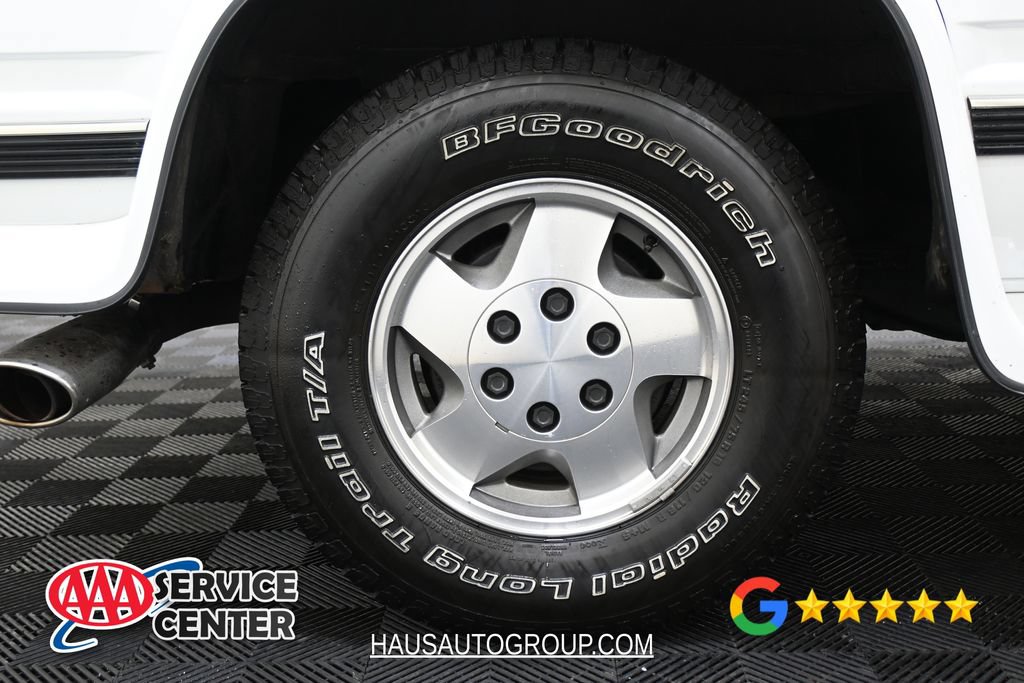 Used 1995 Chevrolet Tahoe 4WD image 27