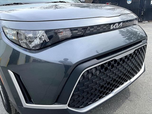 Used 2023 Kia Soul LX w/ LX Technology Package FWD image 29