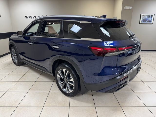 Used 2025 INFINITI QX60 Luxe w/ Cargo Package FWD image 4