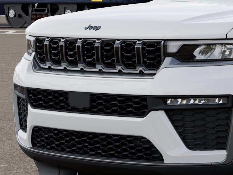 New 2027 Jeep Grand Cherokee L Limited RWD image 11