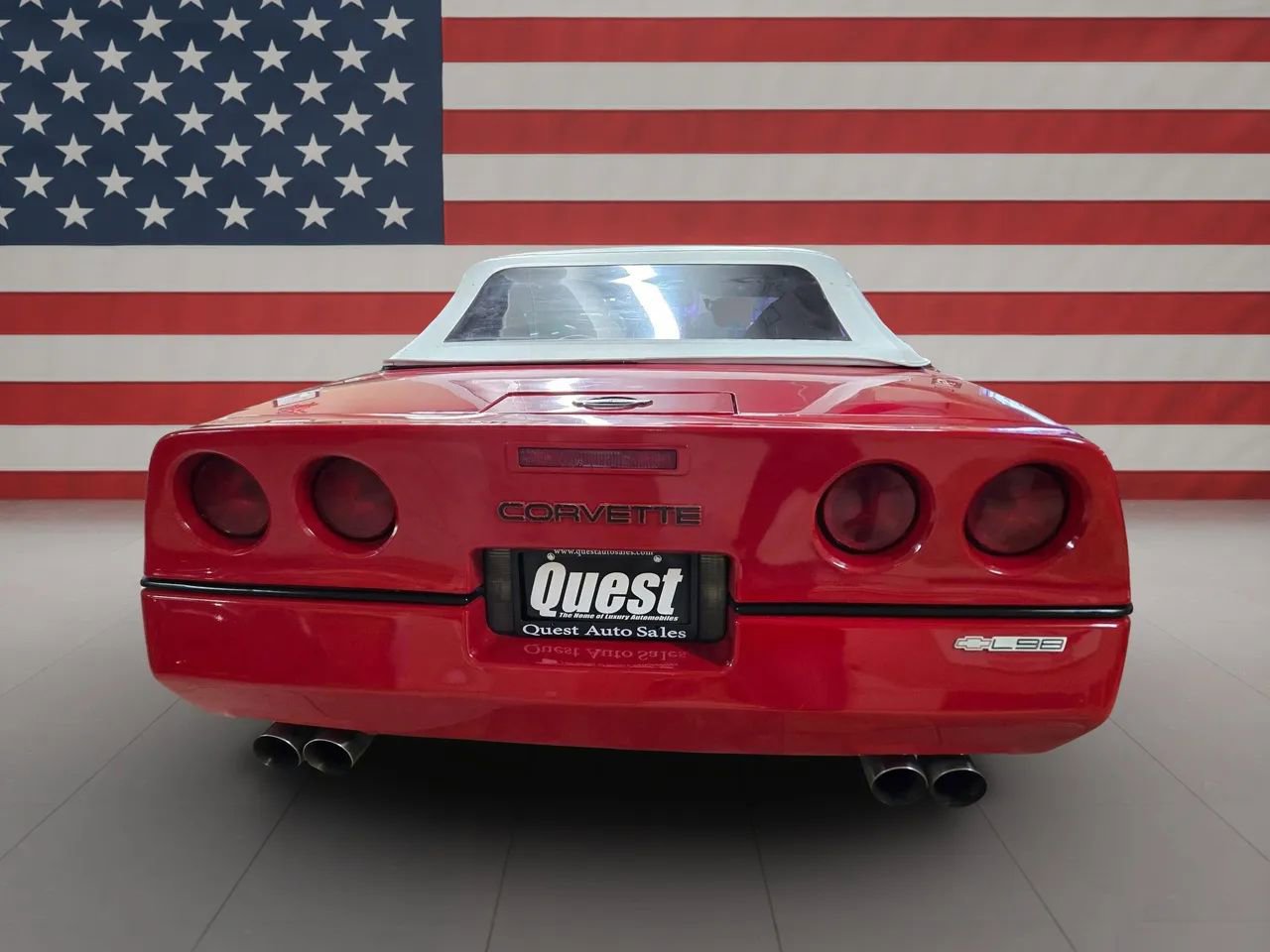 Used 1987 Chevrolet Corvette 2D Convertible image 4