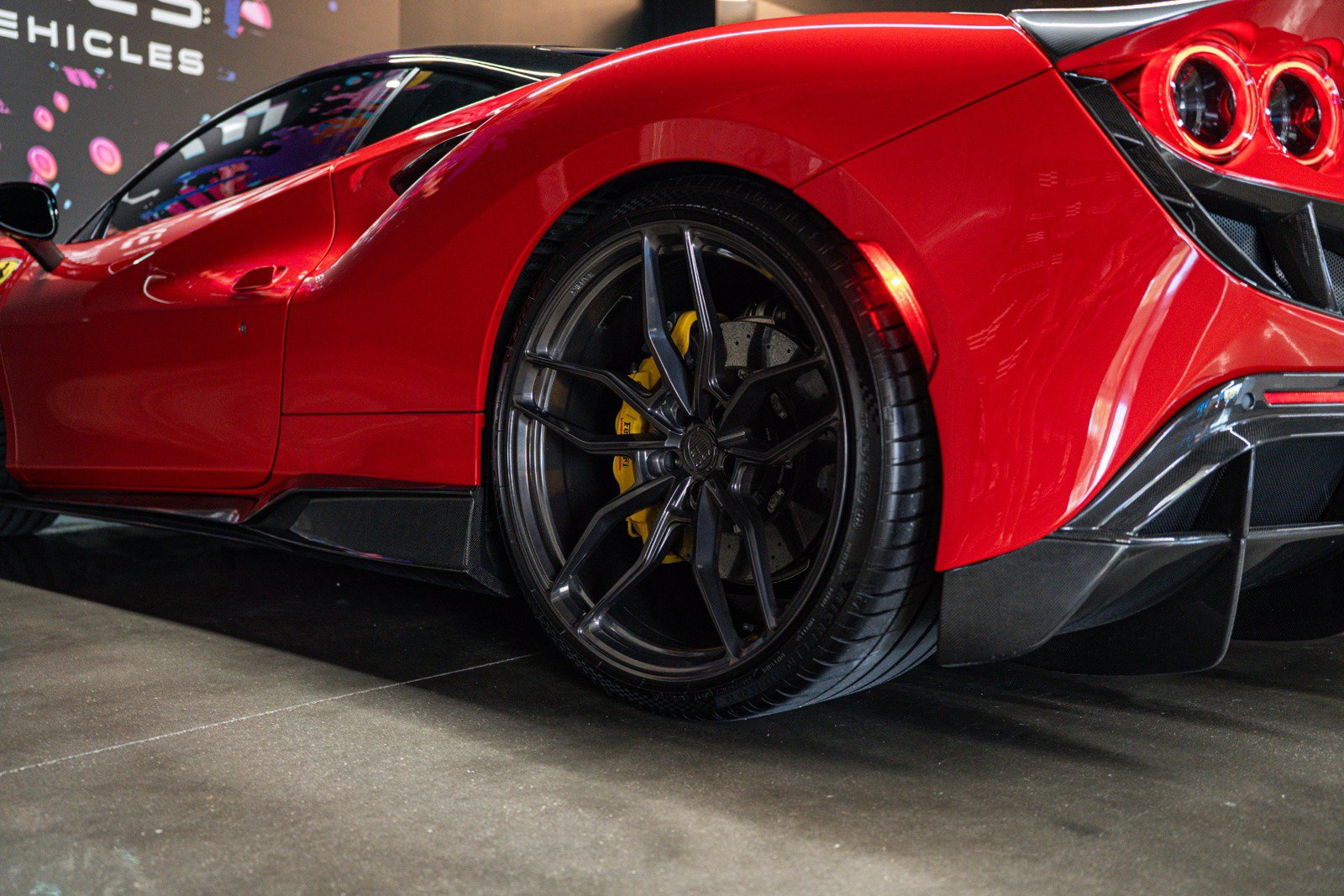 Used 2021 Ferrari F8 Tributo RWD image 19
