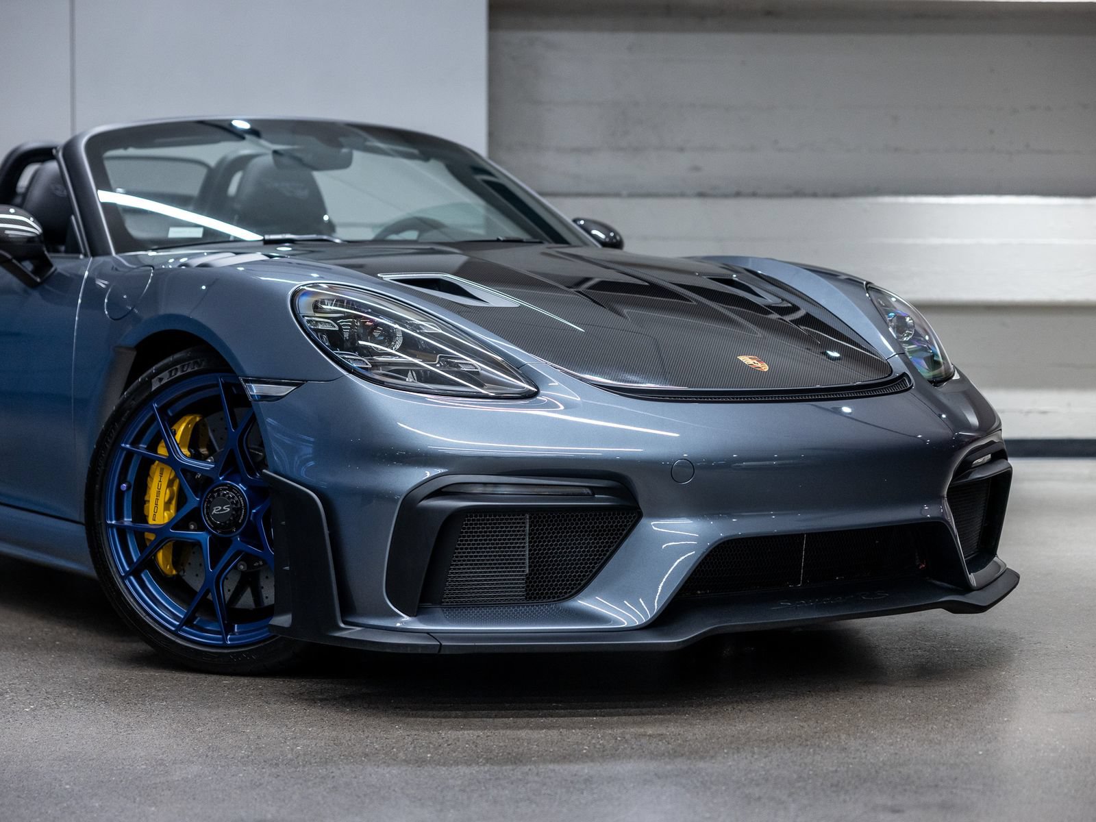 Certified 2025 Porsche 718 Boxster Spyder RS w/ Weissach Package RWD image 16
