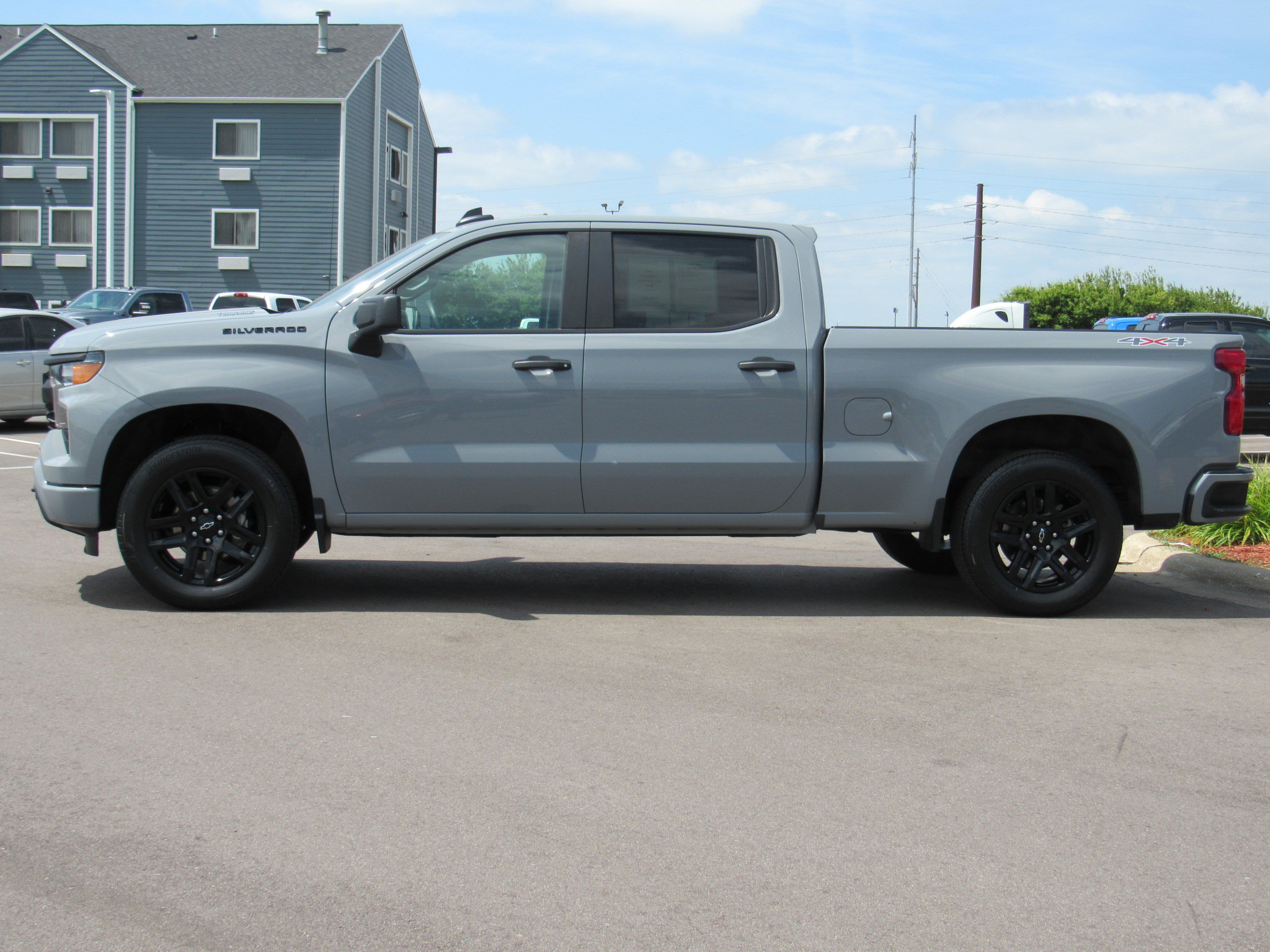Used 2024 Chevrolet Silverado 1500 Custom w/ LPO, Dark Essentials Package AWD/4WD image 9