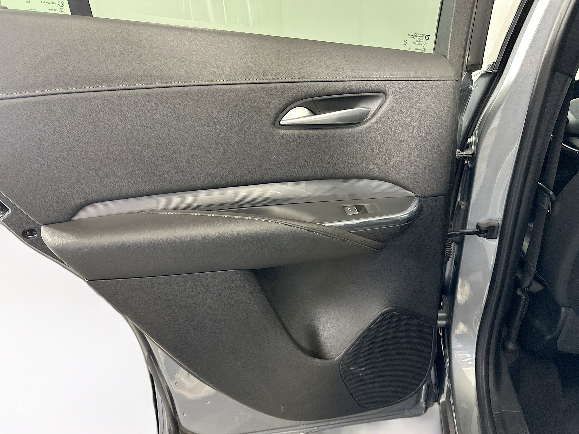 Used 2024 Cadillac XT4 Premium Luxury image 26