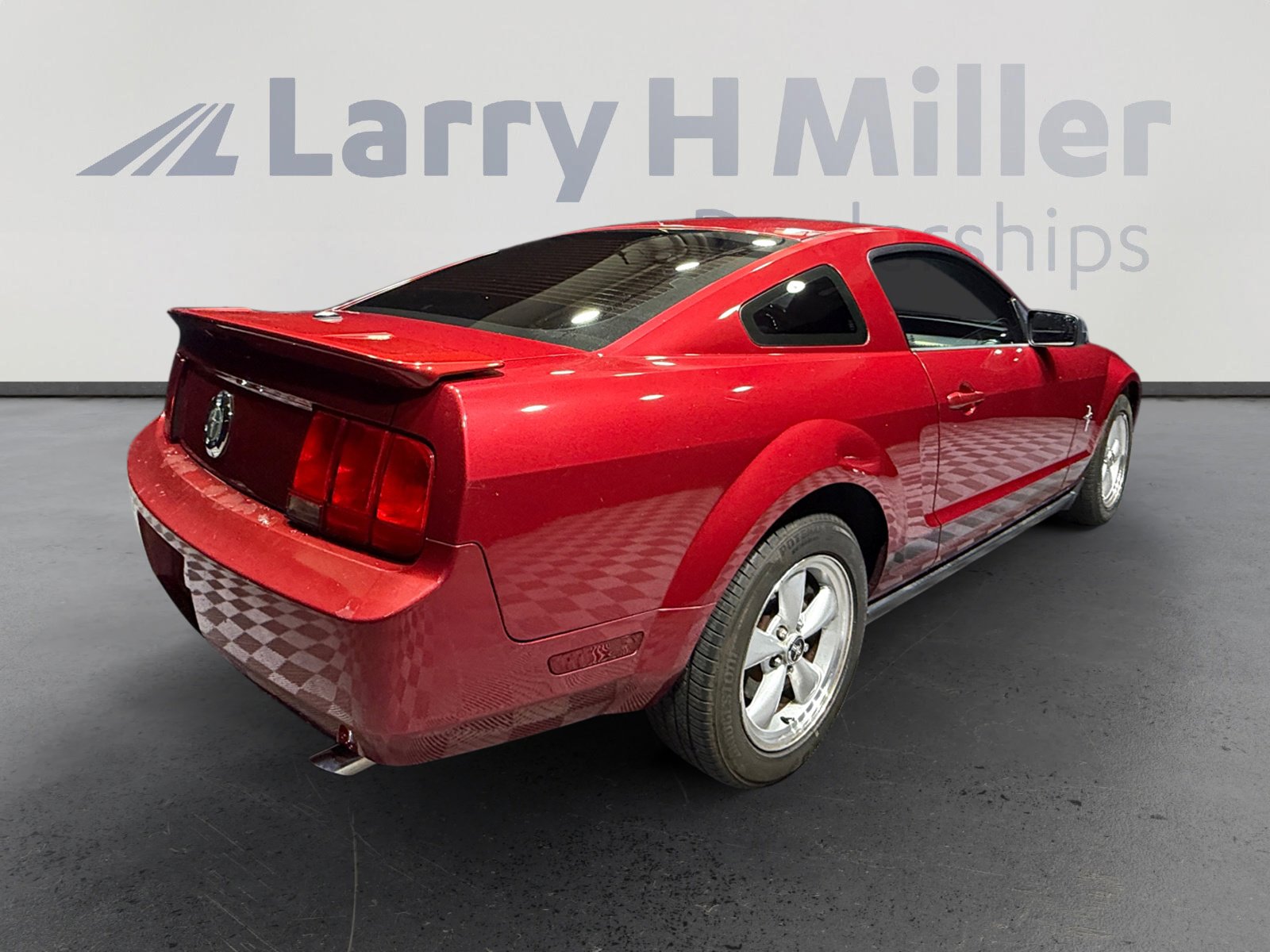 Used 2007 Ford Mustang Premium RWD image 5