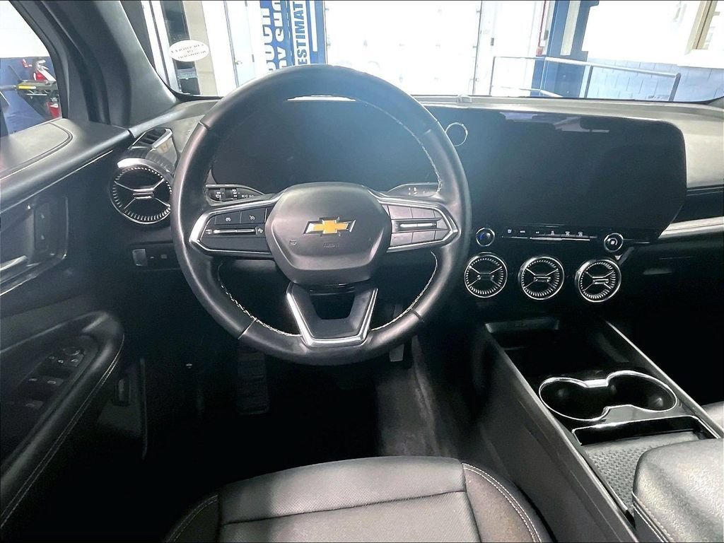 Used 2024 Chevrolet Blazer EV LT AWD/4WD image 18