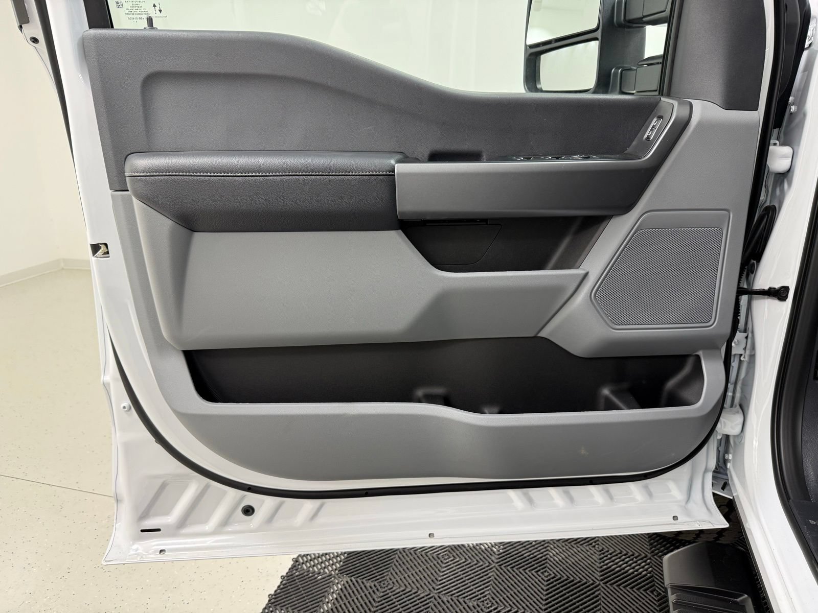 New 2026 Ford F250 XL w/ STX Appearance Package AWD/4WD image 15