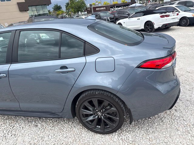 Used 2025 Toyota Corolla SE FWD image 9