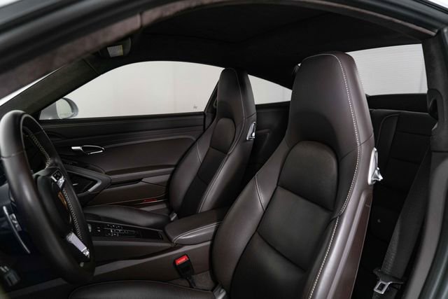 Used 2018 Porsche 911 Carrera 4S AWD/4WD image 14