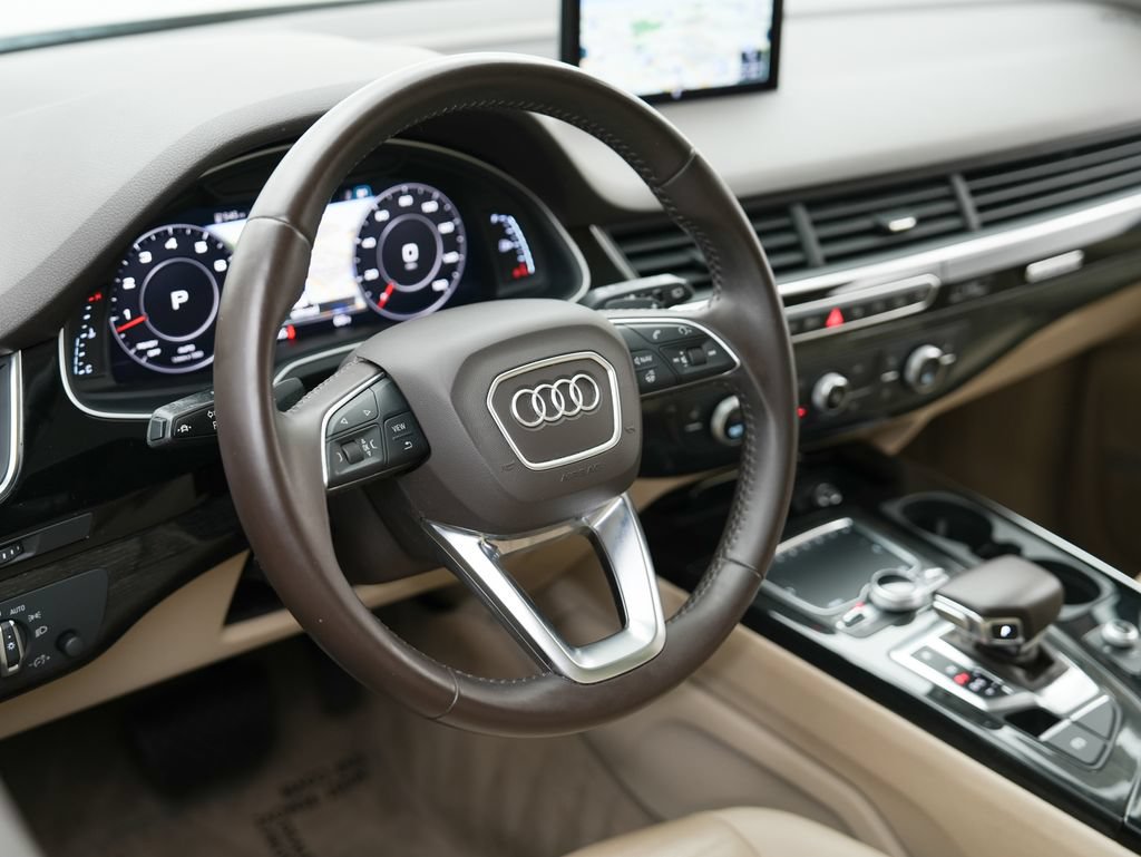 Used 2019 Audi Q7 3.0T Premium Plus w/ Premium Plus Package AWD/4WD image 9