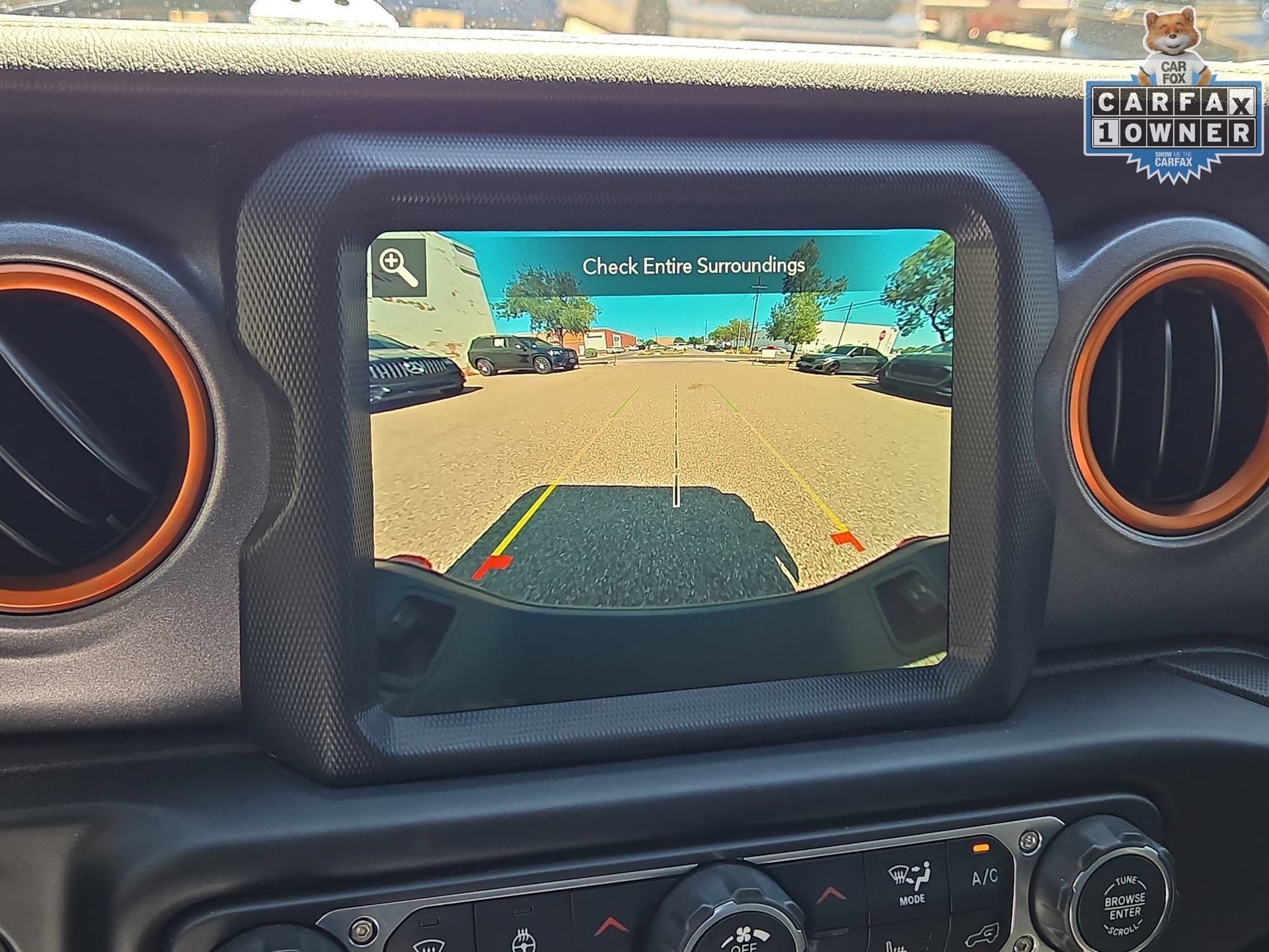 Used 2022 Jeep Gladiator Mojave w/ LED Lighting Group AWD/4WD image 18