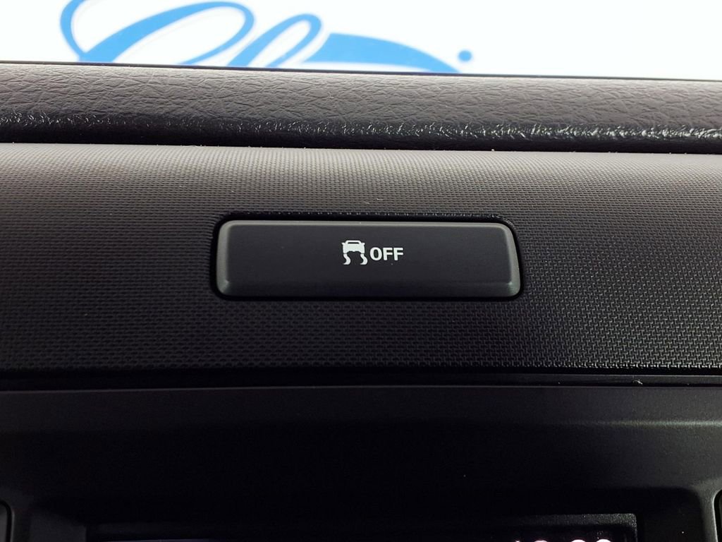 Used 2013 Ford F150 XLT w/ XLT Chrome Pkg RWD image 20