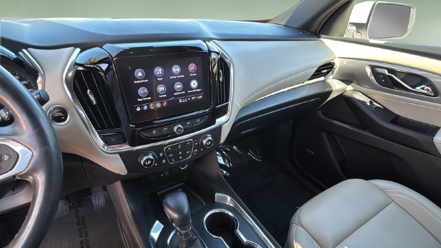 Used 2023 Chevrolet Traverse LT w/ LT Premium Package FWD image 25