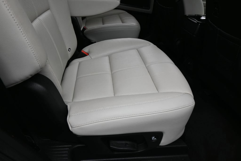 Used 2022 Kia Telluride EX w/ EX Premium Package AWD/4WD image 45